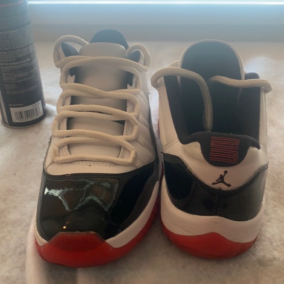 Jordan 11s - Picture 1 of 5